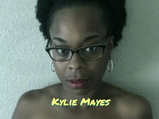 Kylie_Mayes