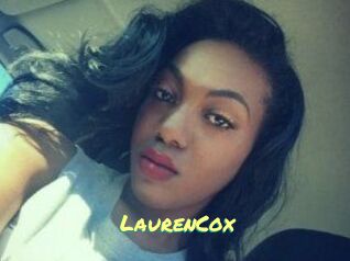 Lauren_Cox