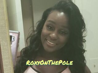 RoxyOnThePole