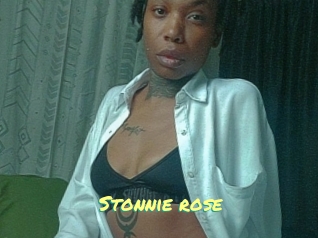 Stonnie_rose