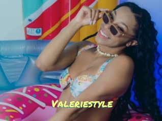 valeriestyle Cul de Black